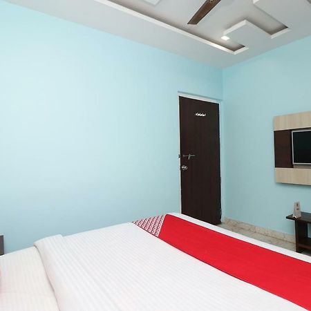 Отель Oyo 27750 Bhagwati Residency Mirzapur Экстерьер фото