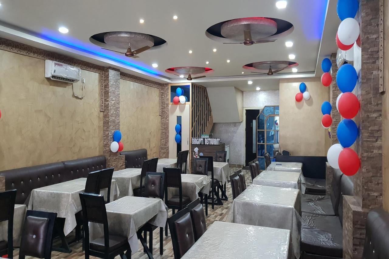 Отель Oyo 27750 Bhagwati Residency Mirzapur Экстерьер фото
